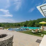 Villa Gallery Bura By Interhome