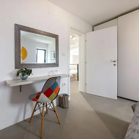 فيلة Gallery Bura By Interhome *