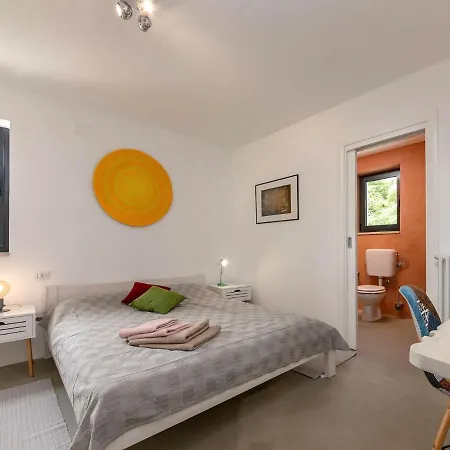 Gallery Bura By Interhome *